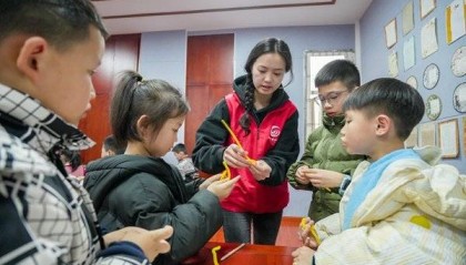 万州：寒假公益托管班暖心“上线”