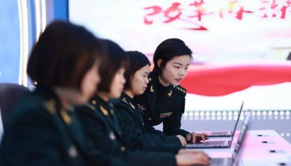 全国三八红旗手陈东森：扎根基层的理论“播火者”