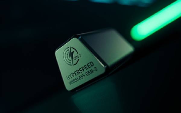 雷蛇推旋风黑鲨V3专业版