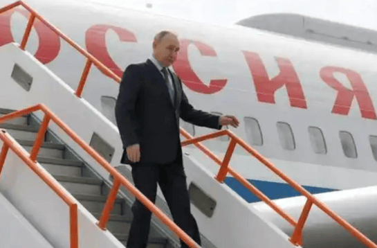 俄军炸穿乌克兰防空，炸出一意外结果：美军的秘密，终于瞒不住了？特朗普提出了一个妙计